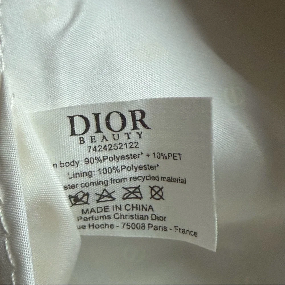 Dior Beaute VIP pouch as crossbody - Picture 5 of 13